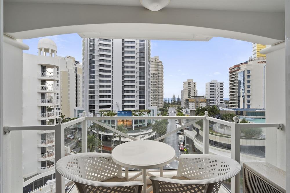 The Phoenician Resort Gold Coast Exterior photo