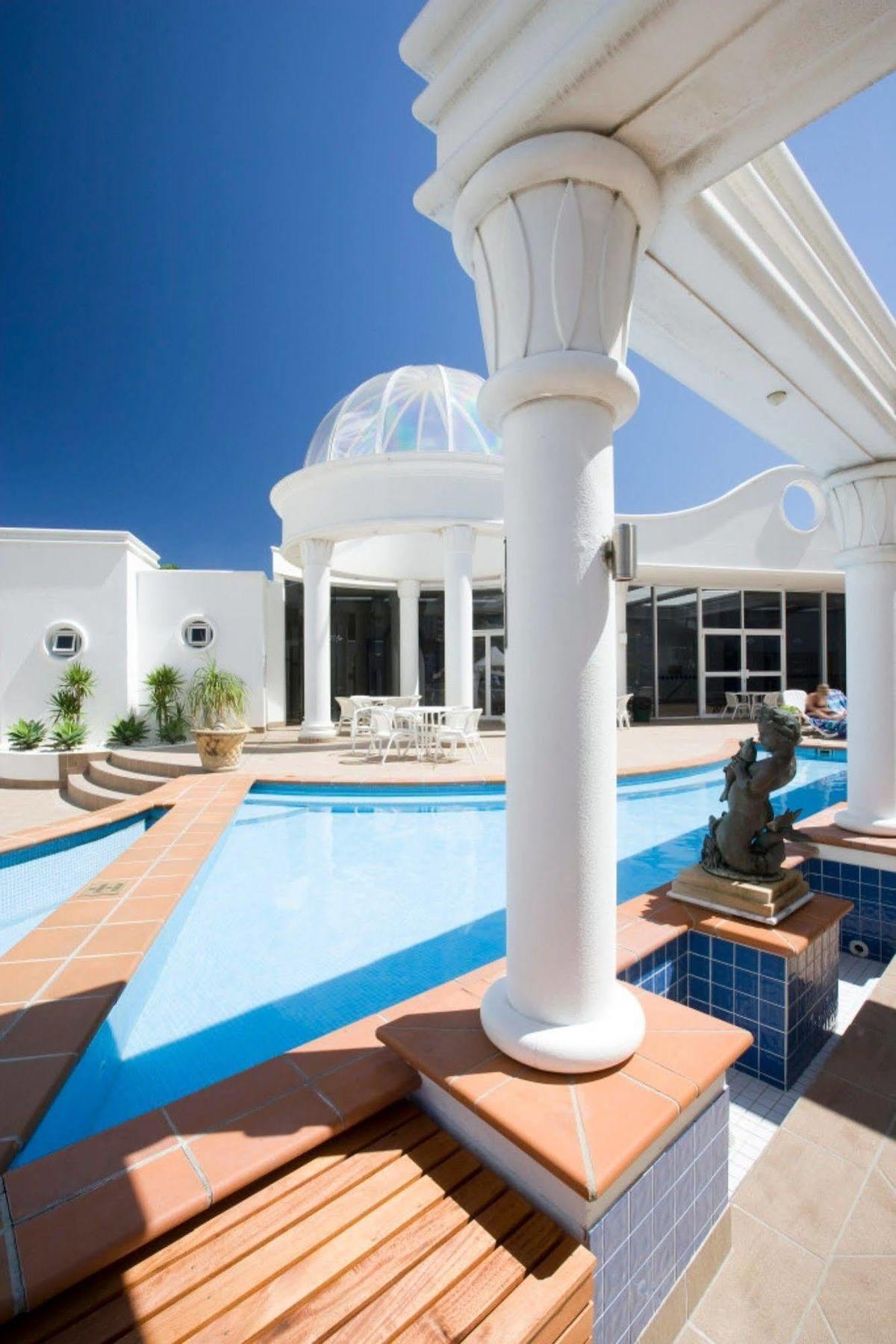 The Phoenician Resort Gold Coast Exterior photo